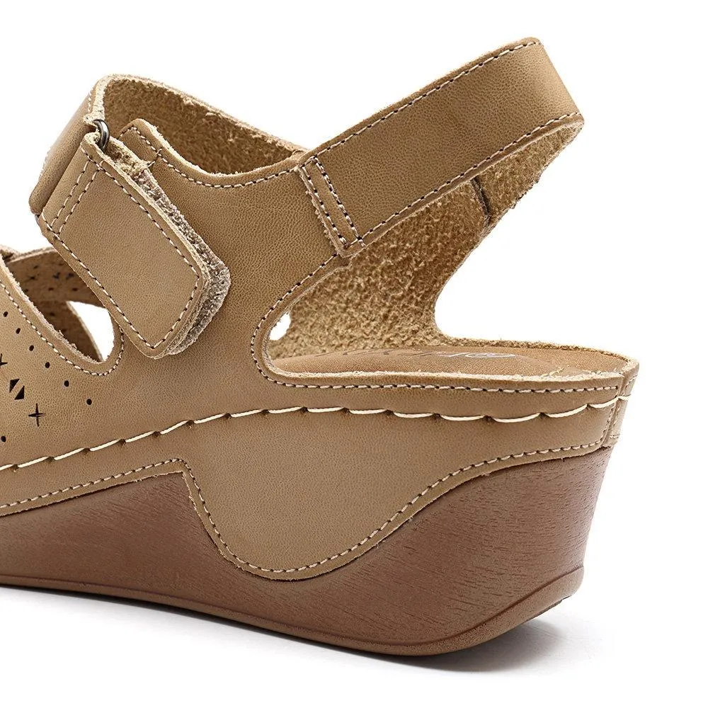 Women's Shoes Respirable Hollow Comfortable Platform Hook Rings Sandals